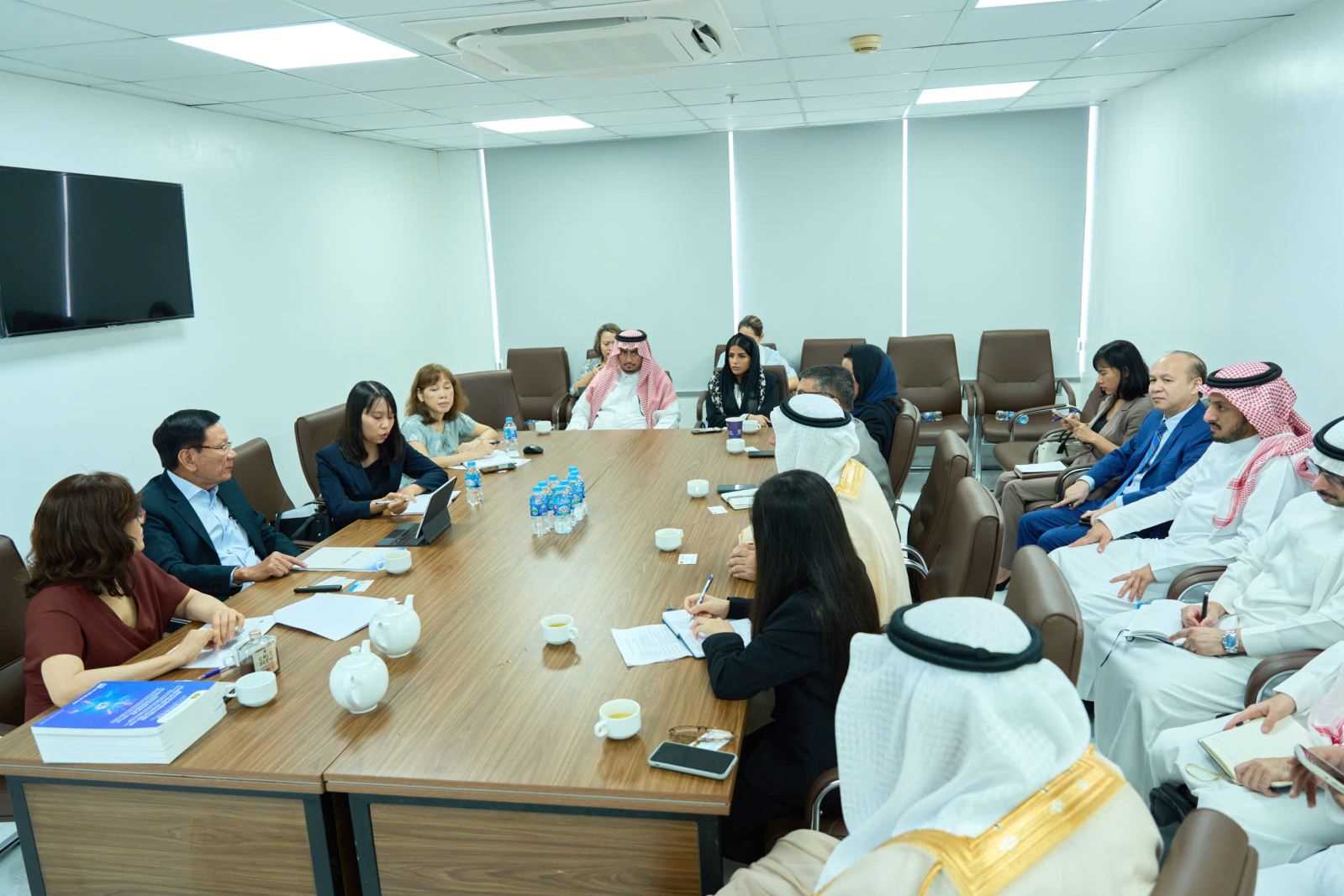 Lãnh đạo VAFIE tiếp tiếp Đoàn công tác Bộ Đầu tư Ả Rập Xê Út