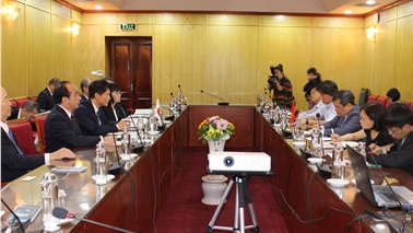 Thứ trưởng Vũ Đại Thắng và Thống đốc tỉnh Kagoshima (Nhật Bản) thảo luận giải pháp hợp tác đầu tư